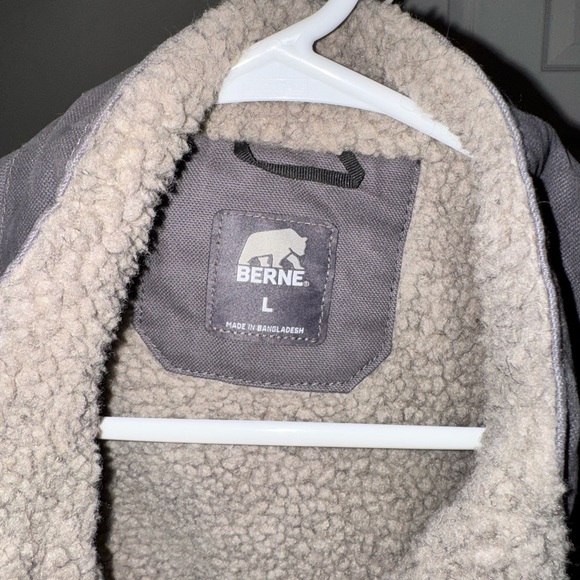 Men's Berne Dark Brown Vest - Picture 3 of 5